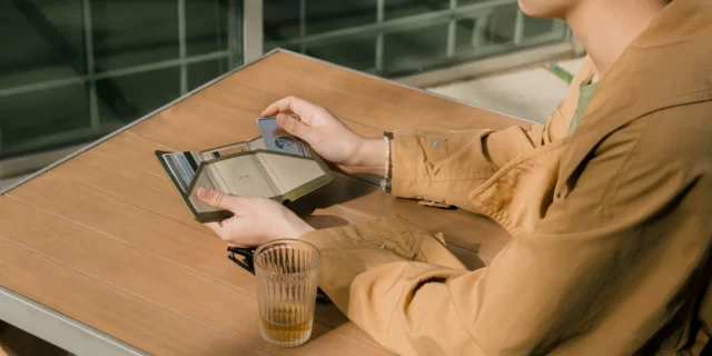 LOEUVRE ♥ Secret Card Wallet /追跡付 Lorzor Wallet-Men's Slim Wallets Trackable Minimalist Built