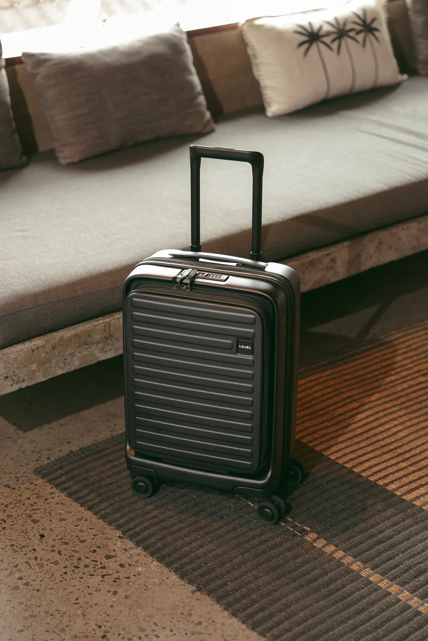 How to Travel Alone_7 Solo Travel Tips for Your Solo Trip