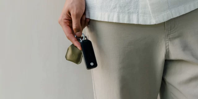 Iloj AirTag ホルダー (AirTag Holder) | LOJEL(ロジェール)ジャパン公式