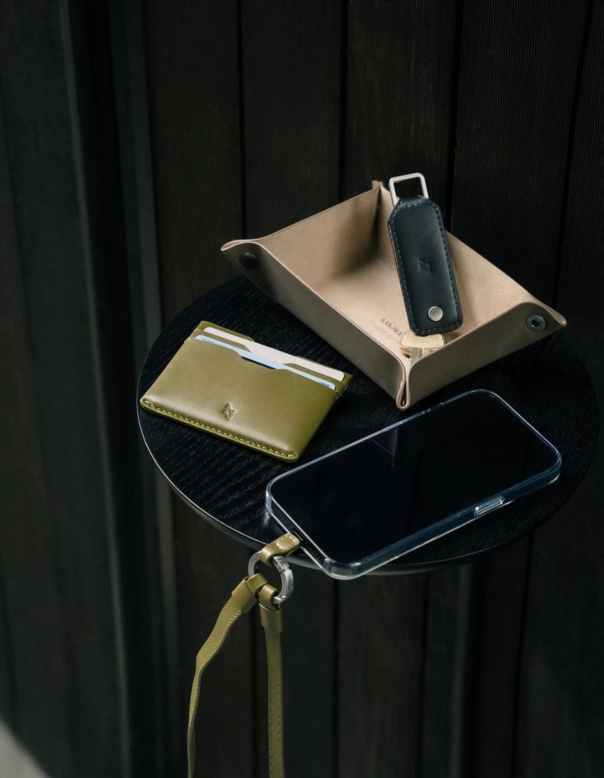 Iloj EDC コレクション | LOJEL(ロジェール)ジャパン公式