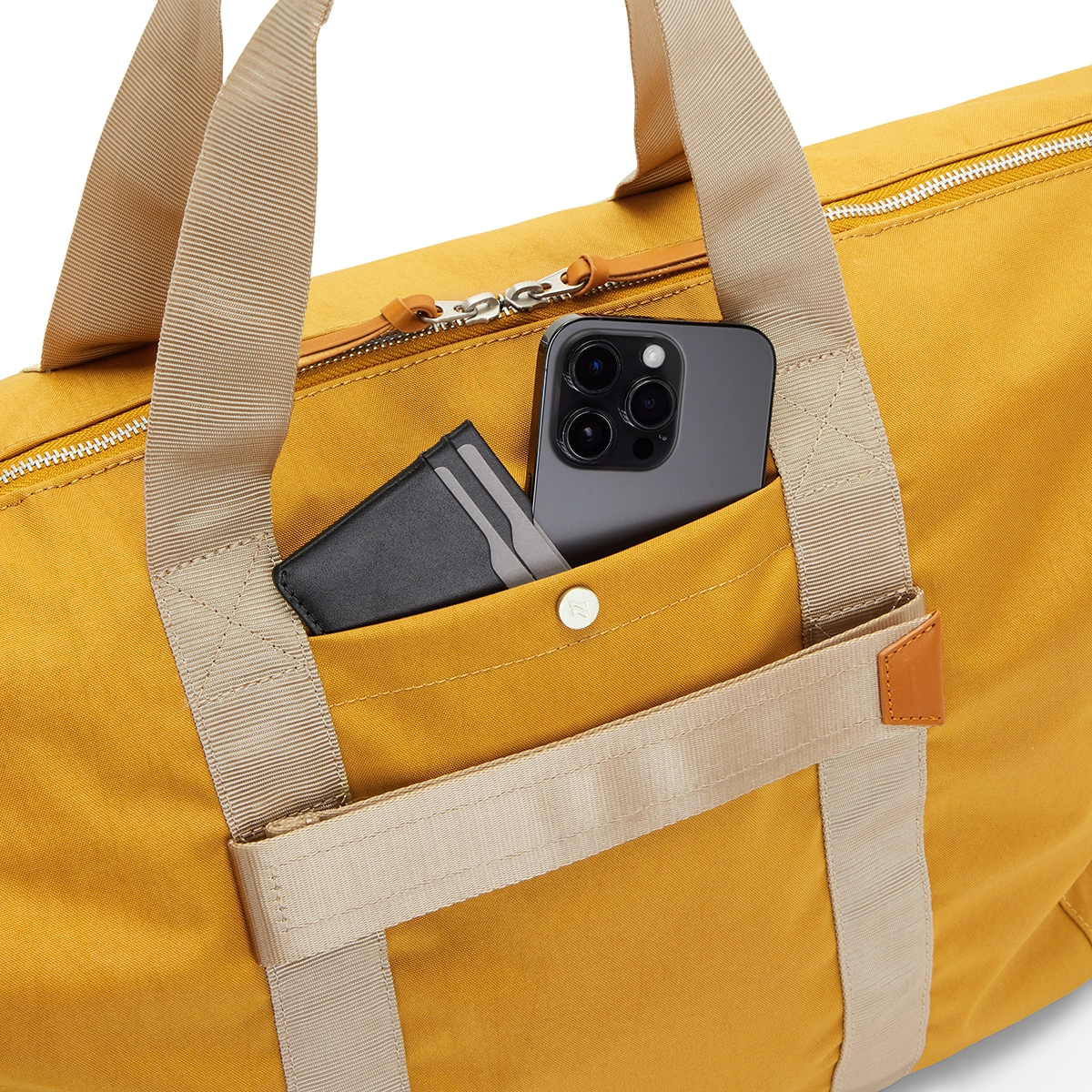 Niru - 48H Weekender | LOJEL Canada